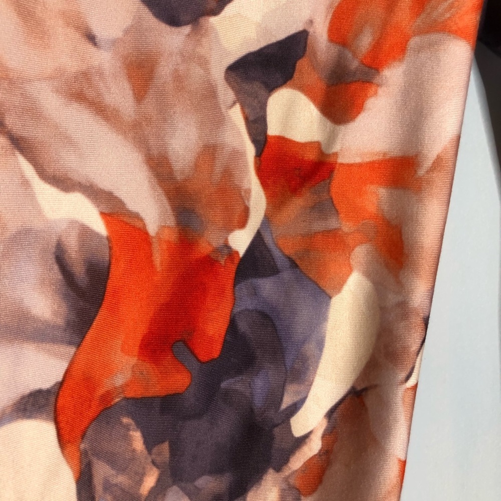 Fabletics Powerhold Define Capri Legging Size S - image 4